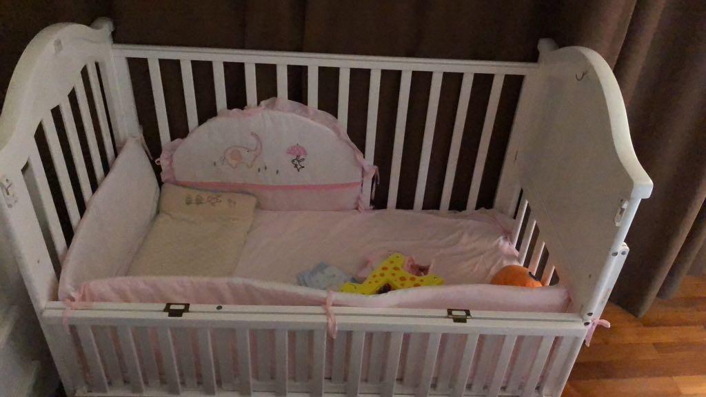 used wooden cot