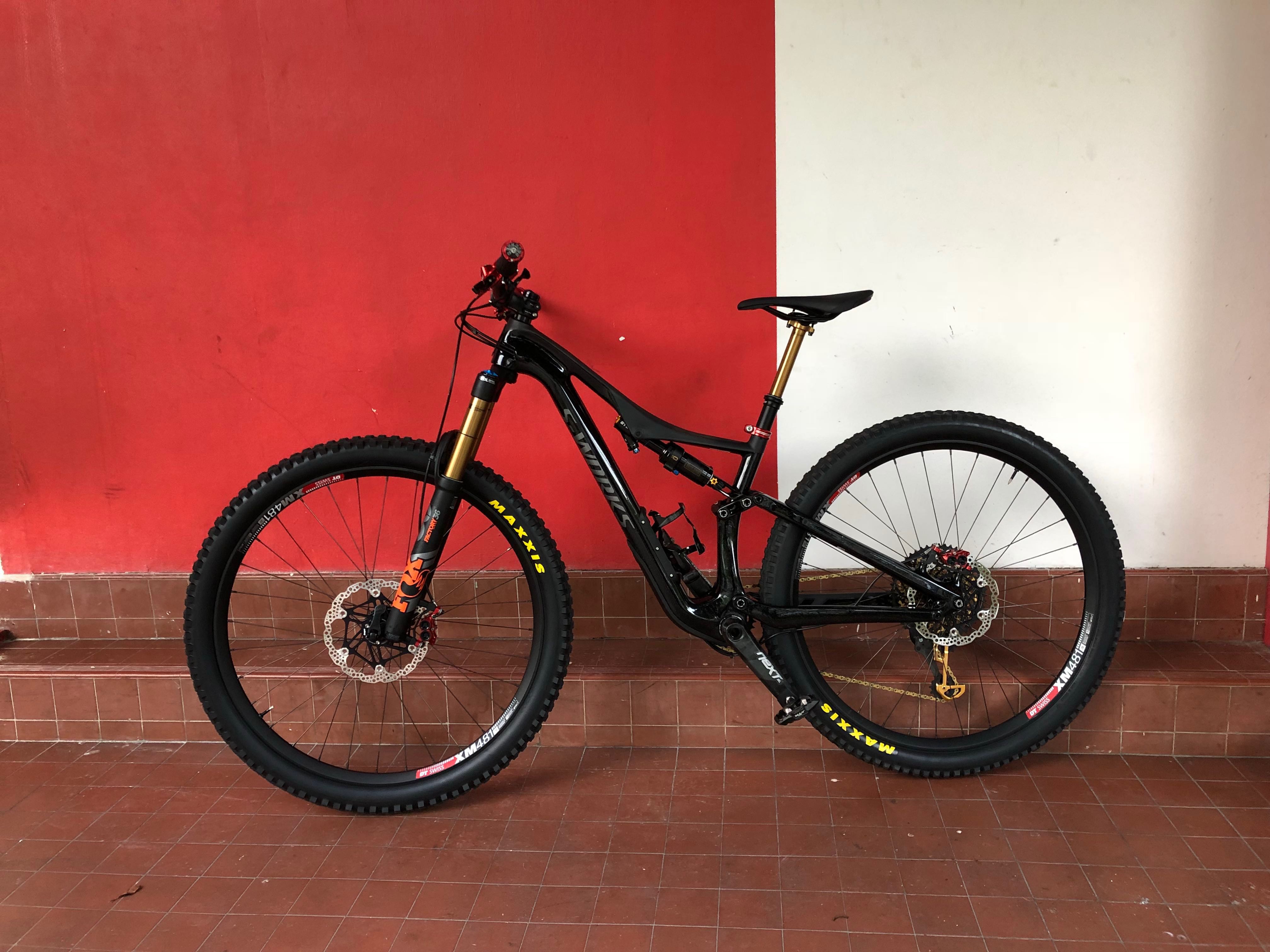 2018 S-Works Stumpjumper 29. Used less 