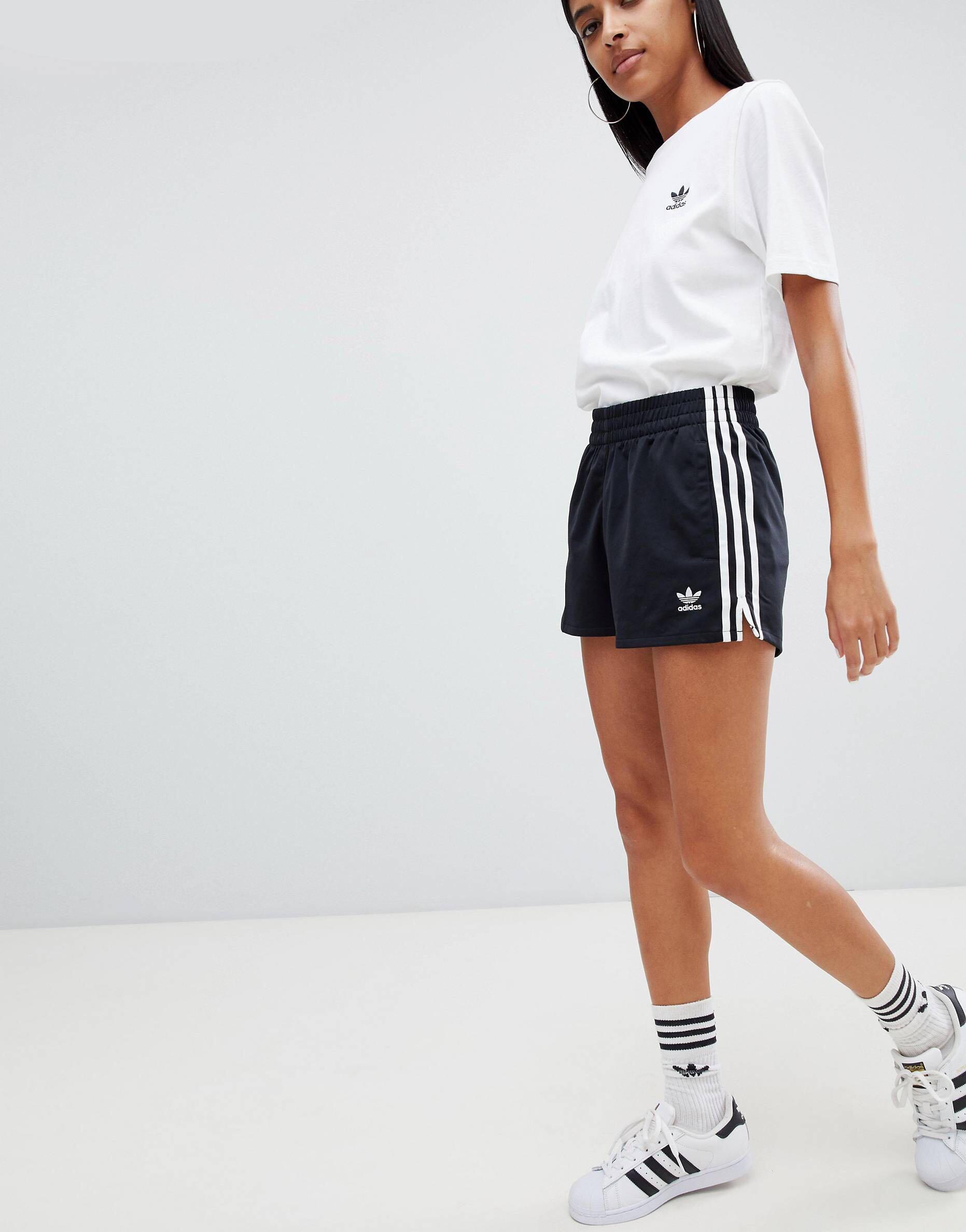 Adidas Originals 3 Striped Shorts, Women's Fashion, Bottoms, Other Bottoms Carousell
