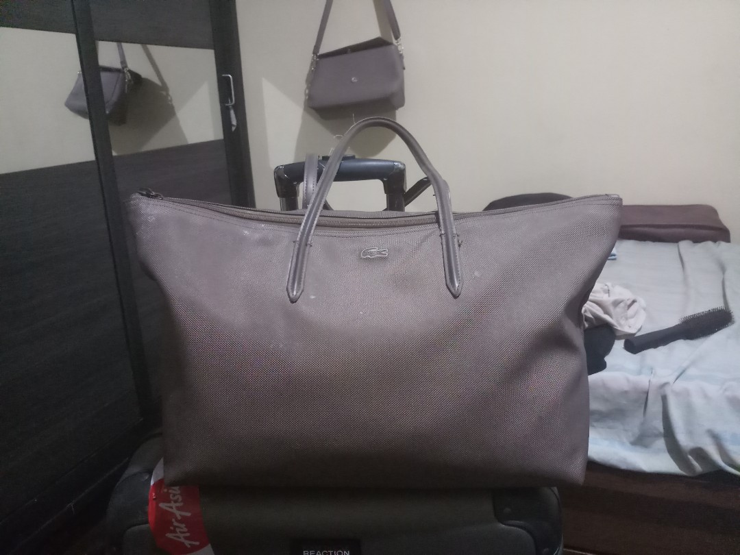 olive green tote bag