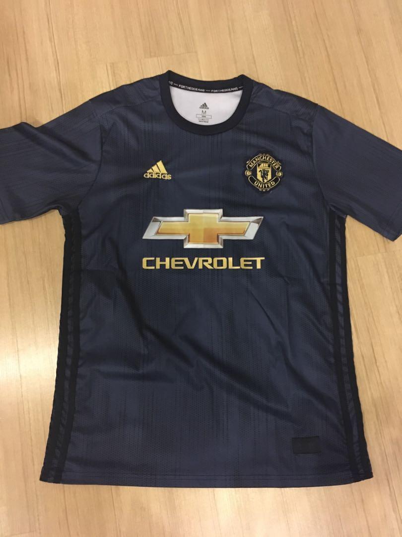 beli jersey manchester united