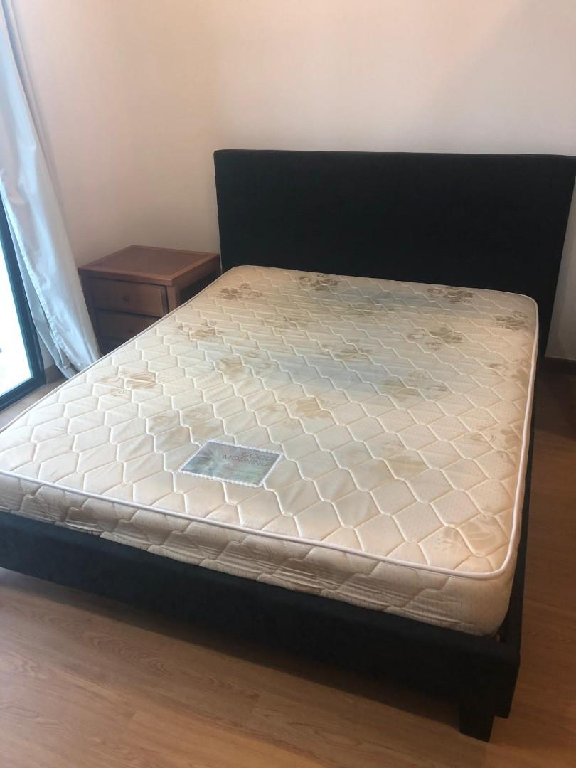 2nd hand shop queen size bed