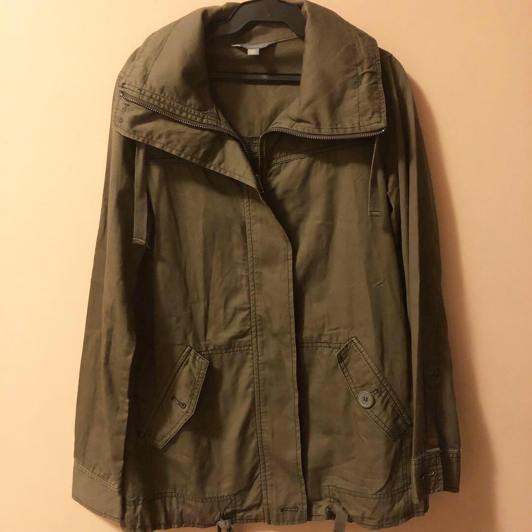 Rubbish Brand Size Xs But Can Fit Til Small P1500 Only Jacket Bought From Us Worn Once Women S Fashion Coats Jackets And Outerwear On Carousell