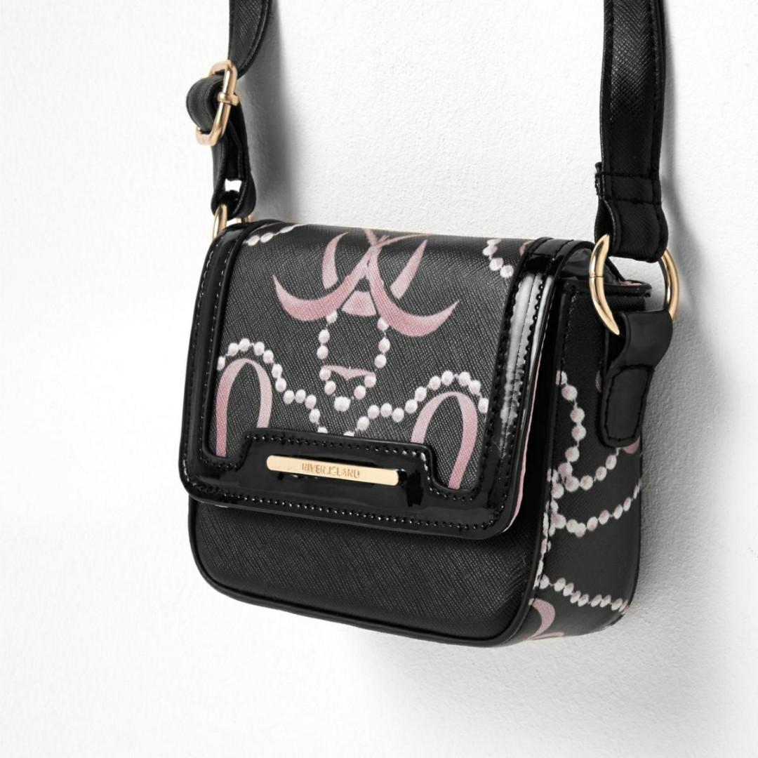 SALE RIVER ISLAND PEARL RIBBON PRINT DESIGN SLING CHAIN BAG Women s Fashion Bags Wallets Cross body Bags on Carousell