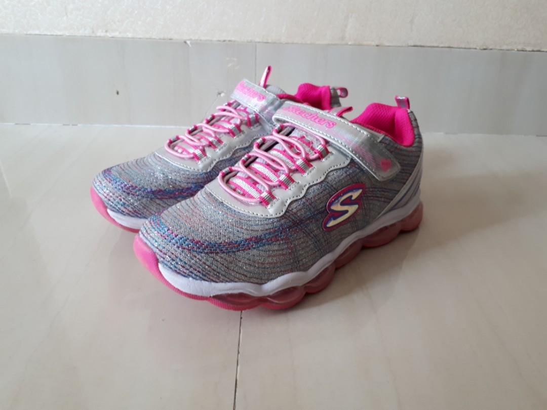Sepatu Anak Perempuan Skechers Bayi Anak Baju Anak Perempuan 8 Hingga 12 Tahun Di Carousell