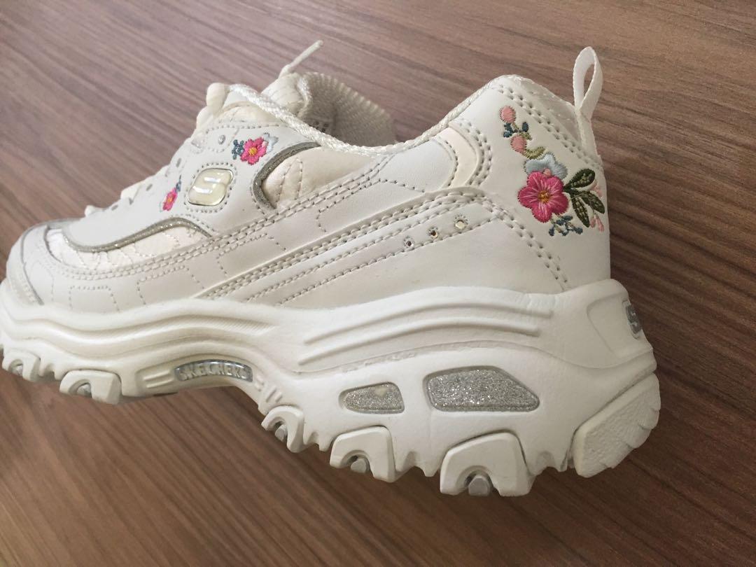 skechers sn 11977