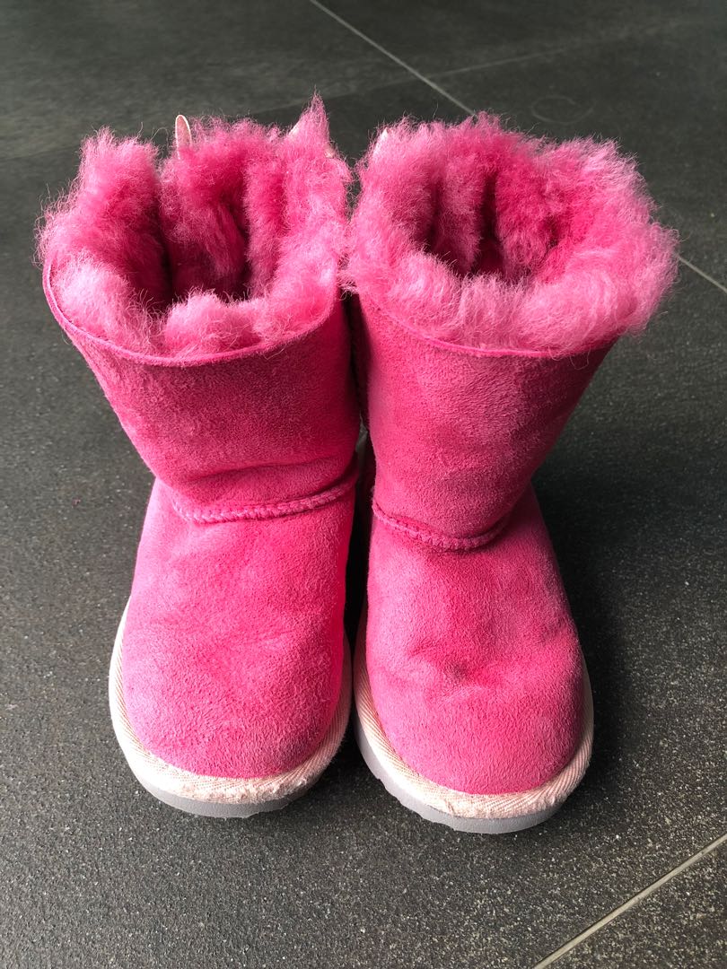 ugg boots toddler size 10