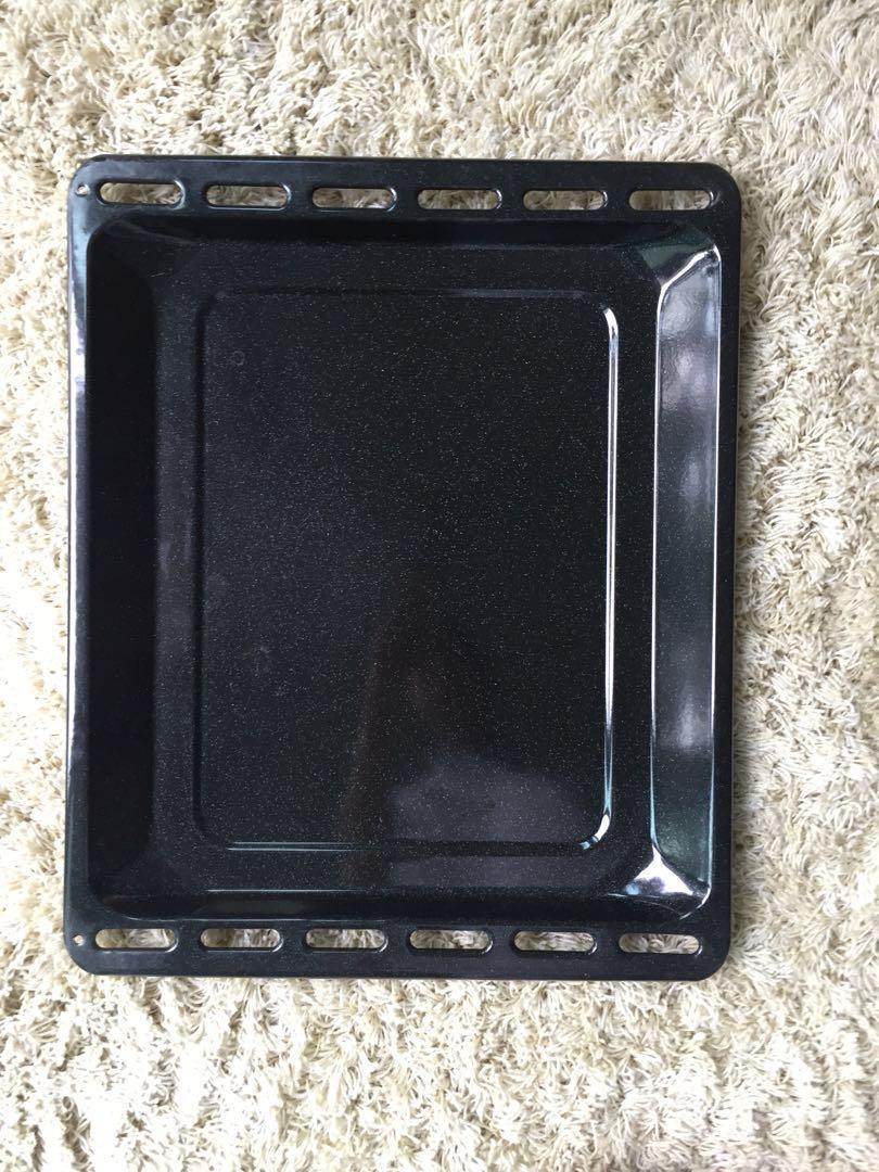 Universal Pan/ Baking Tray and Dripping Pan (From Bosch Oven