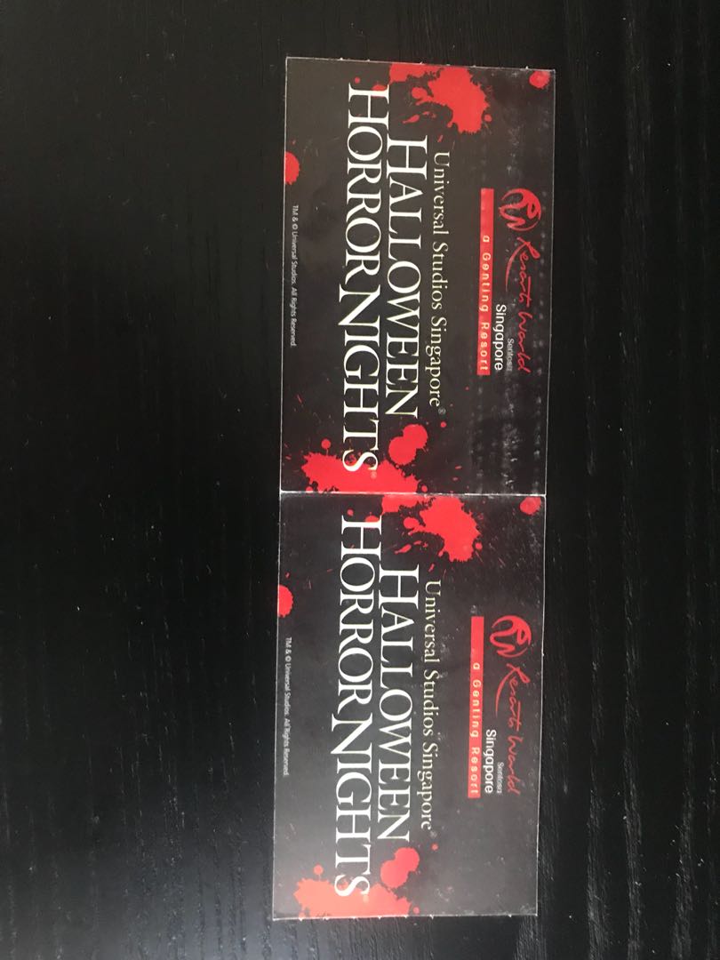 Universal studio passes Halloween horror nights, Tickets & Vouchers