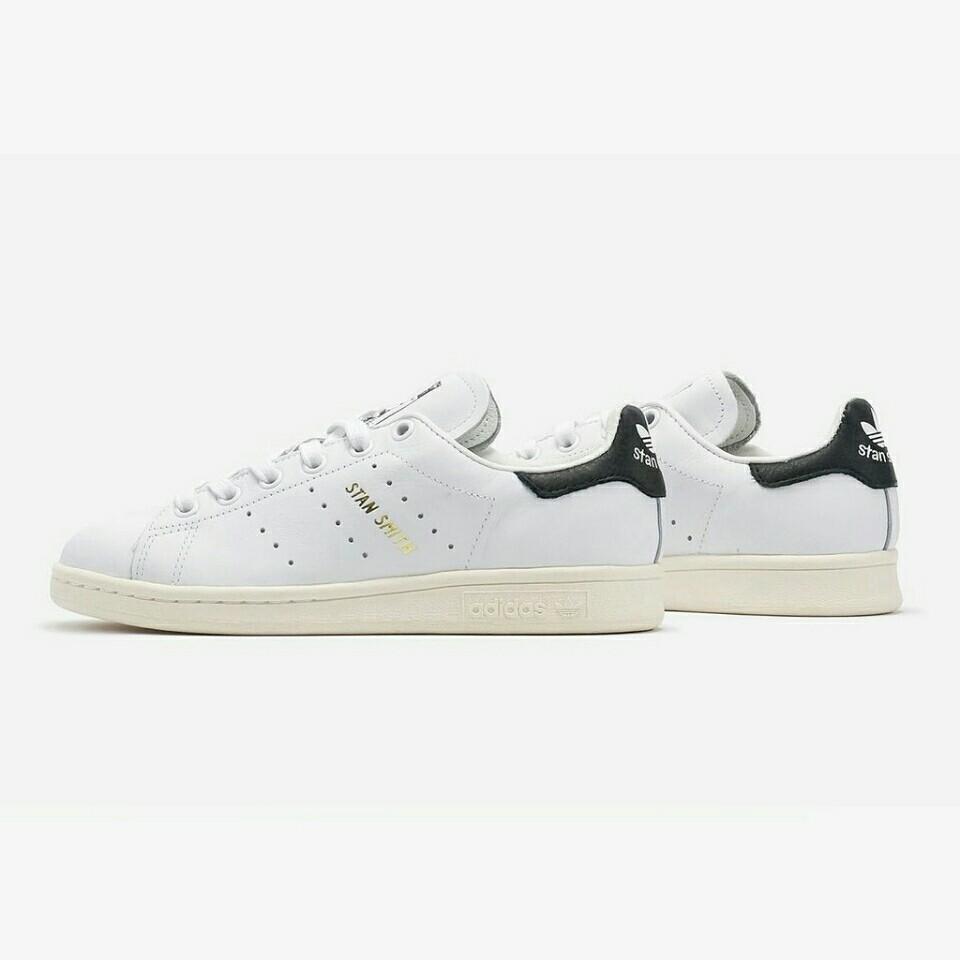 Adidas Stan Smith originals golf font black tab, Women's Fashion, Shoes,  Sneakers on Carousell