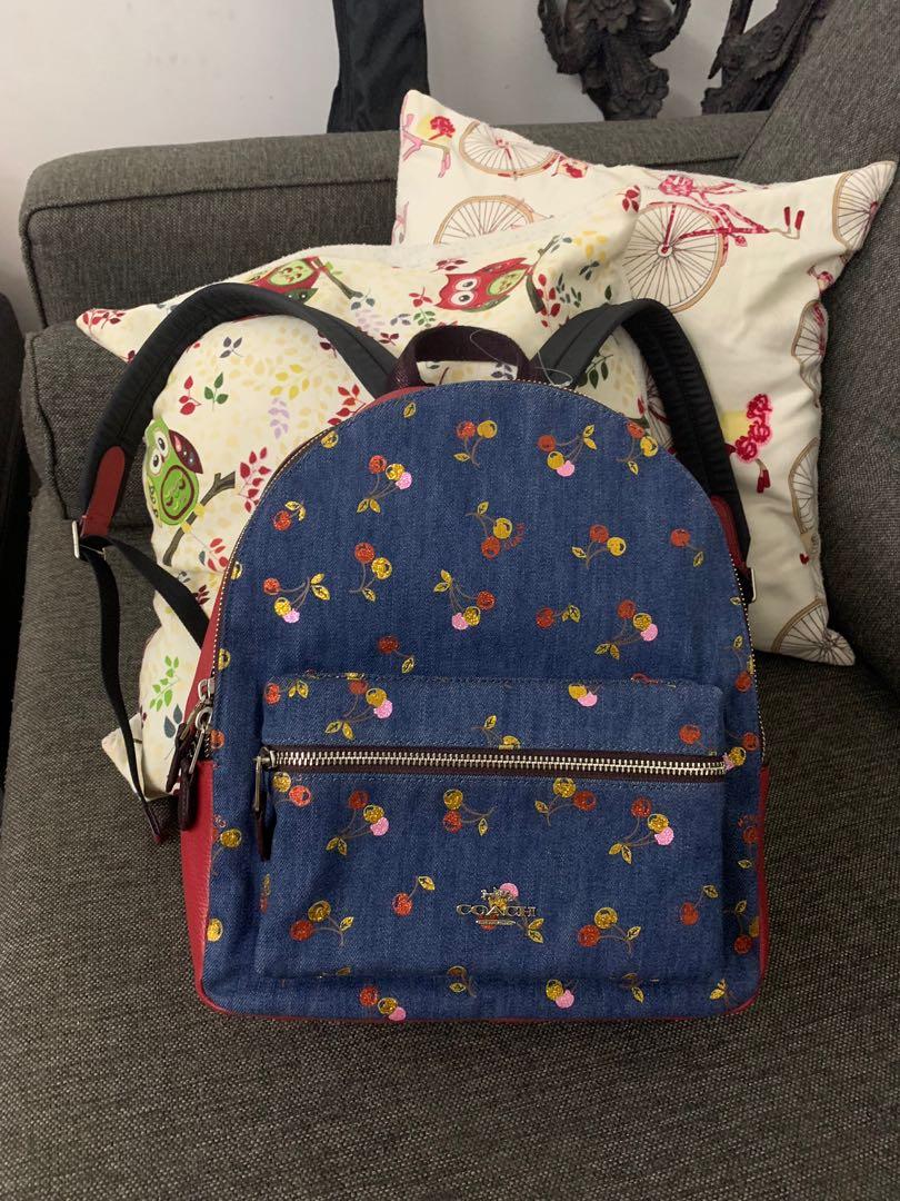 Backpack (Category: Backpacks) located in Singapore. Submitted by trace18 (Listing ID 197010538, Image 3). Description: Brand New and Authentic. Negotiable. .