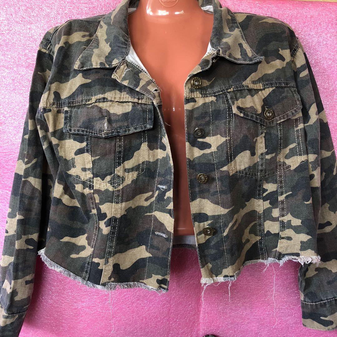 cropped camo denim jacket