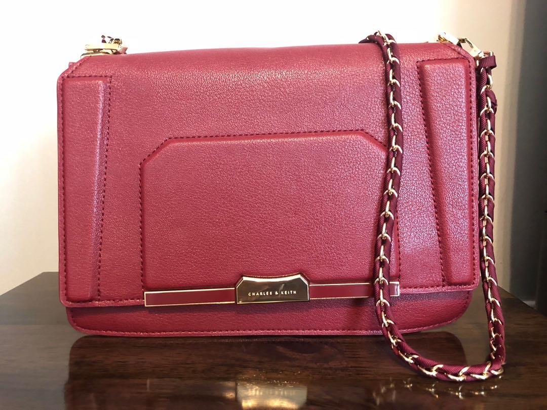 charles and keith red sling bag