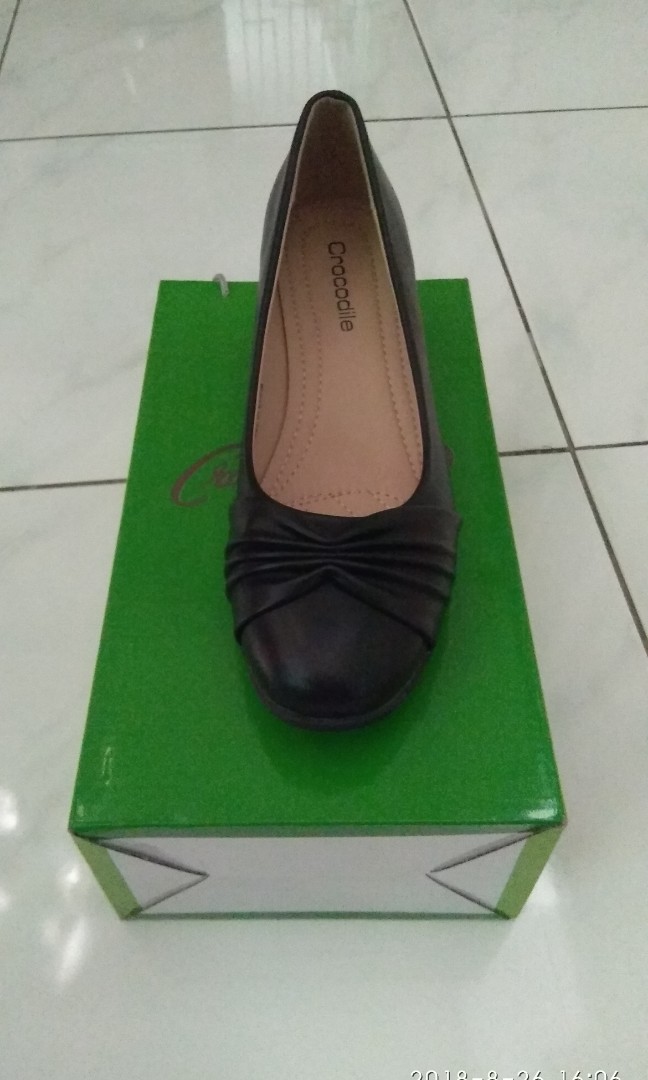 crocodile shoes womens