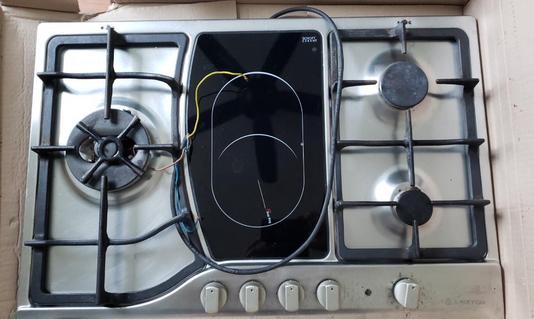 hob with induction and gas