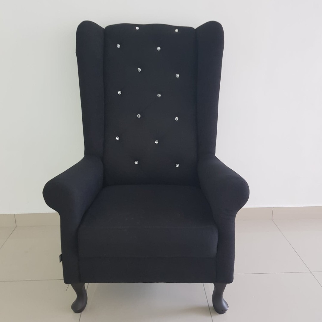 Kerusi shop wing chair