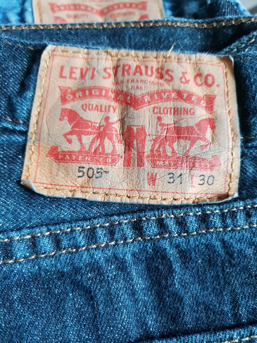 levis jeans 505 price