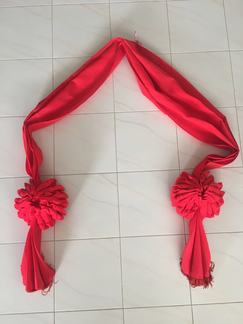 Red Cloth Chinese New Year Wedding Everything Else On Carousell