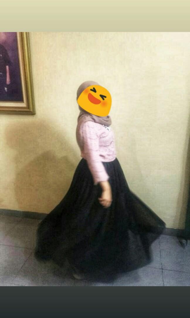 Letsgocarousell Rok Tutu Panjang 3 Layer Black Fesyen Wanita Pakaian Wanita Bawahan Di Carousell