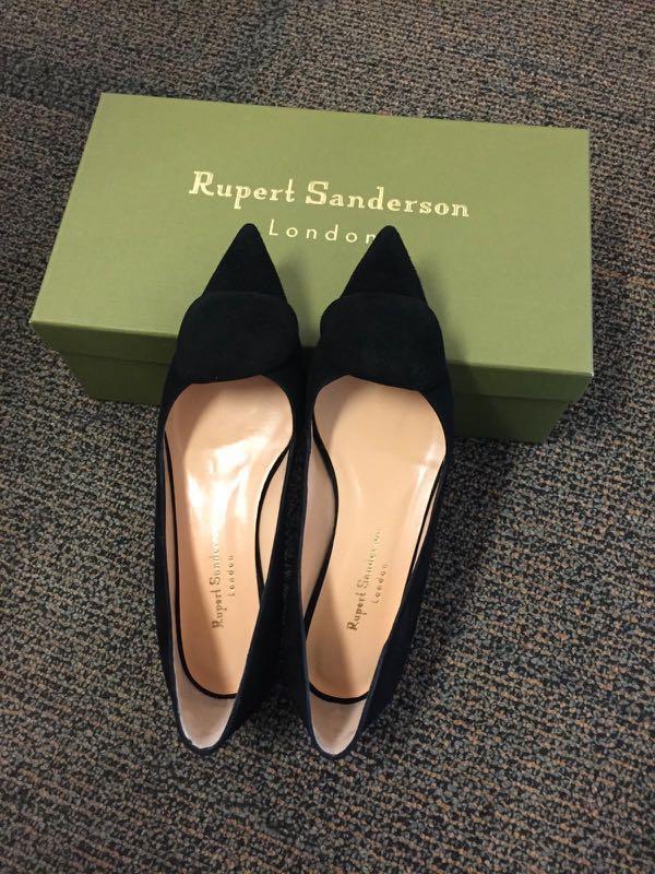 RUPERT SANDERSON Aga point-toe suede flats, BLACK/37, 女裝, 鞋 ...