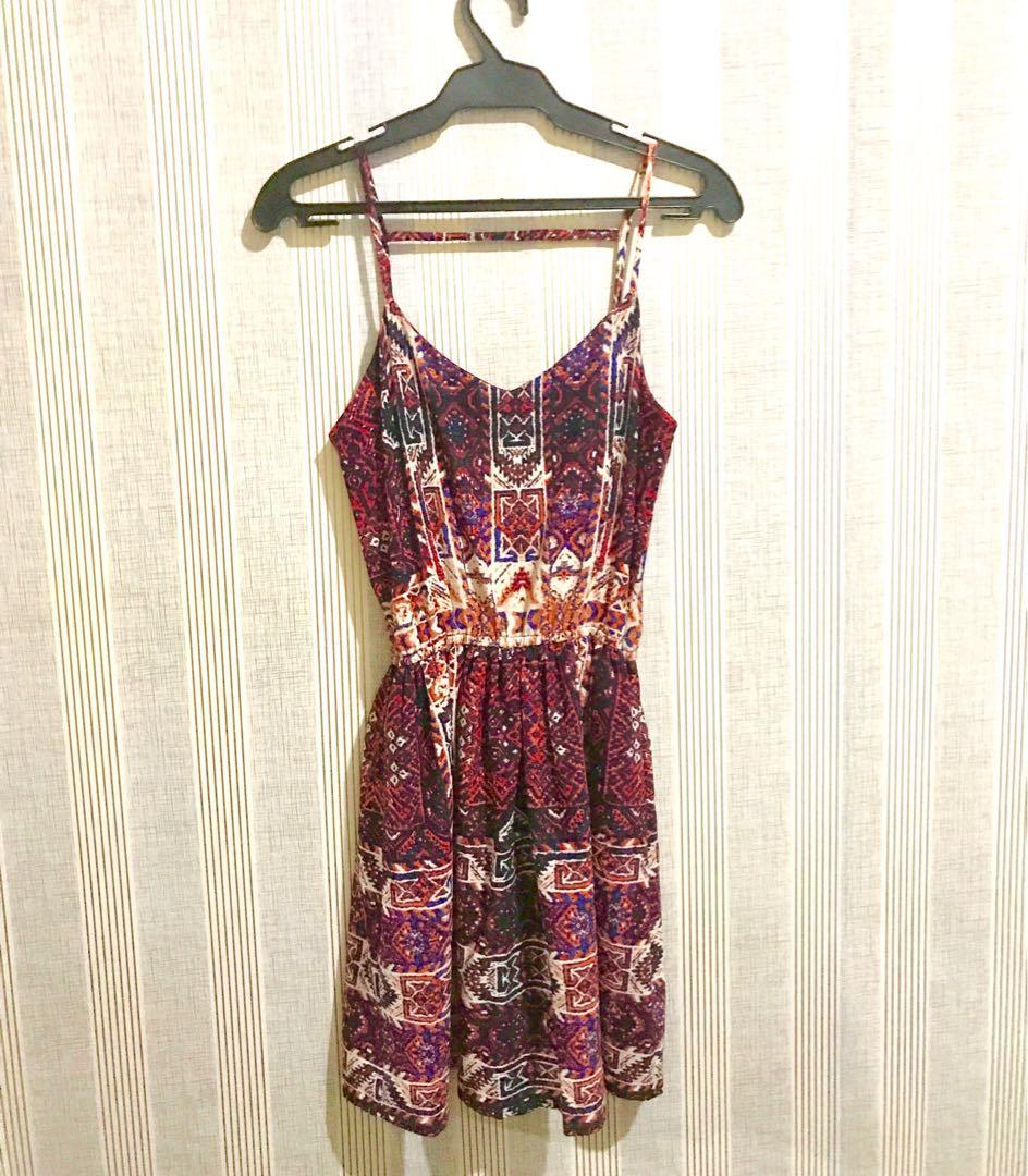 Sleeveless Aztec Print Dress (Category: Dresses) located in Manila. Submitted by prelovedimpulse (Listing ID 196997244, Image 1). Description: .