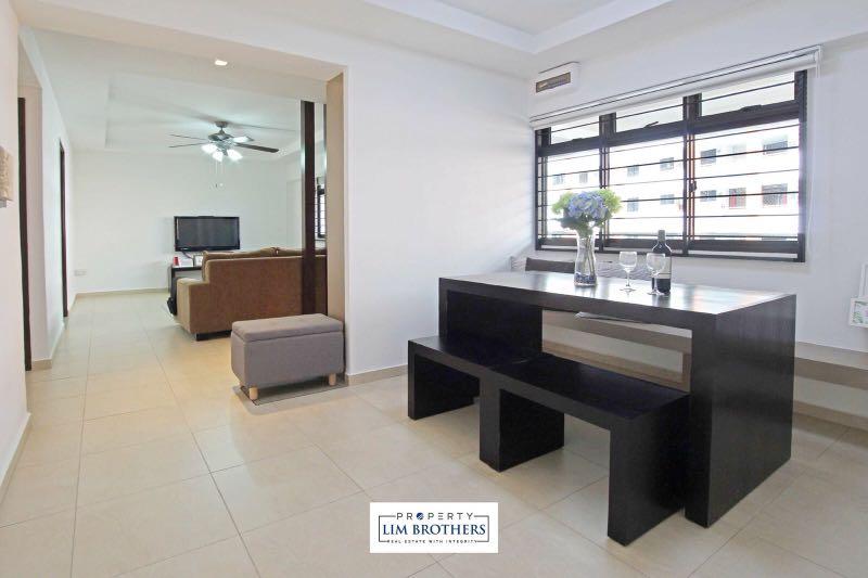 Zen Design Woody Dining Table Furniture Tables Chairs On Carousell