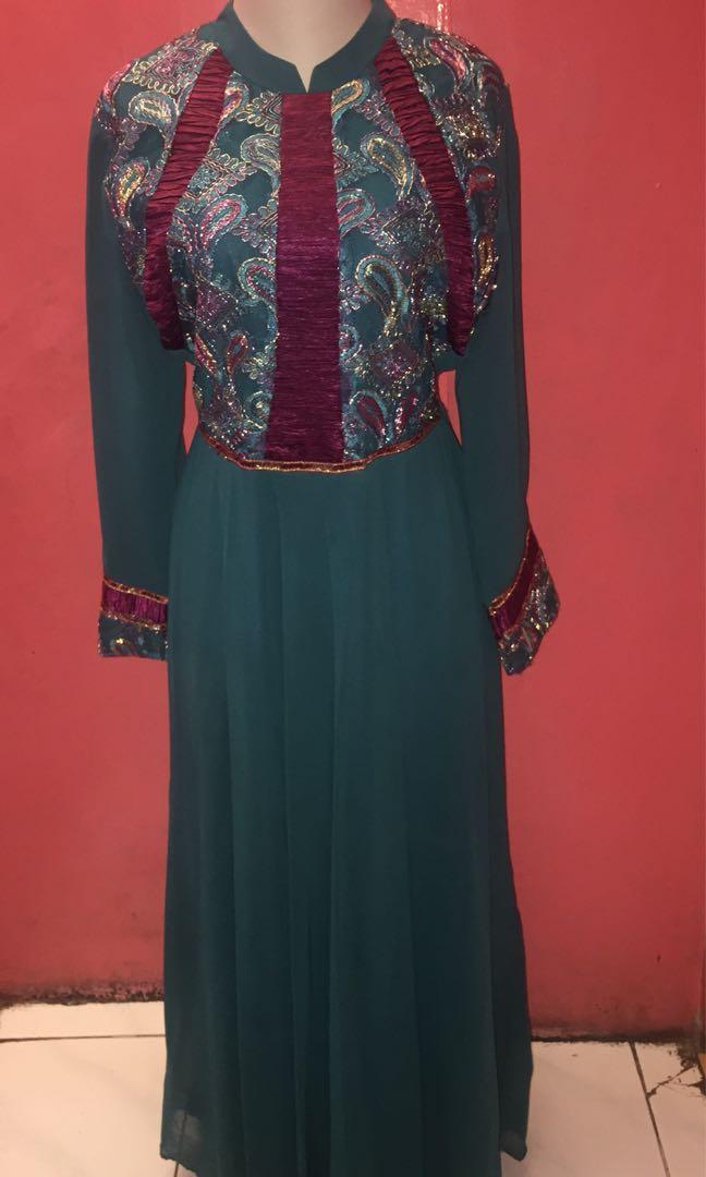 Baju Gamis Motif India Fesyen Wanita Muslim Fashion Gaun Di Carousell