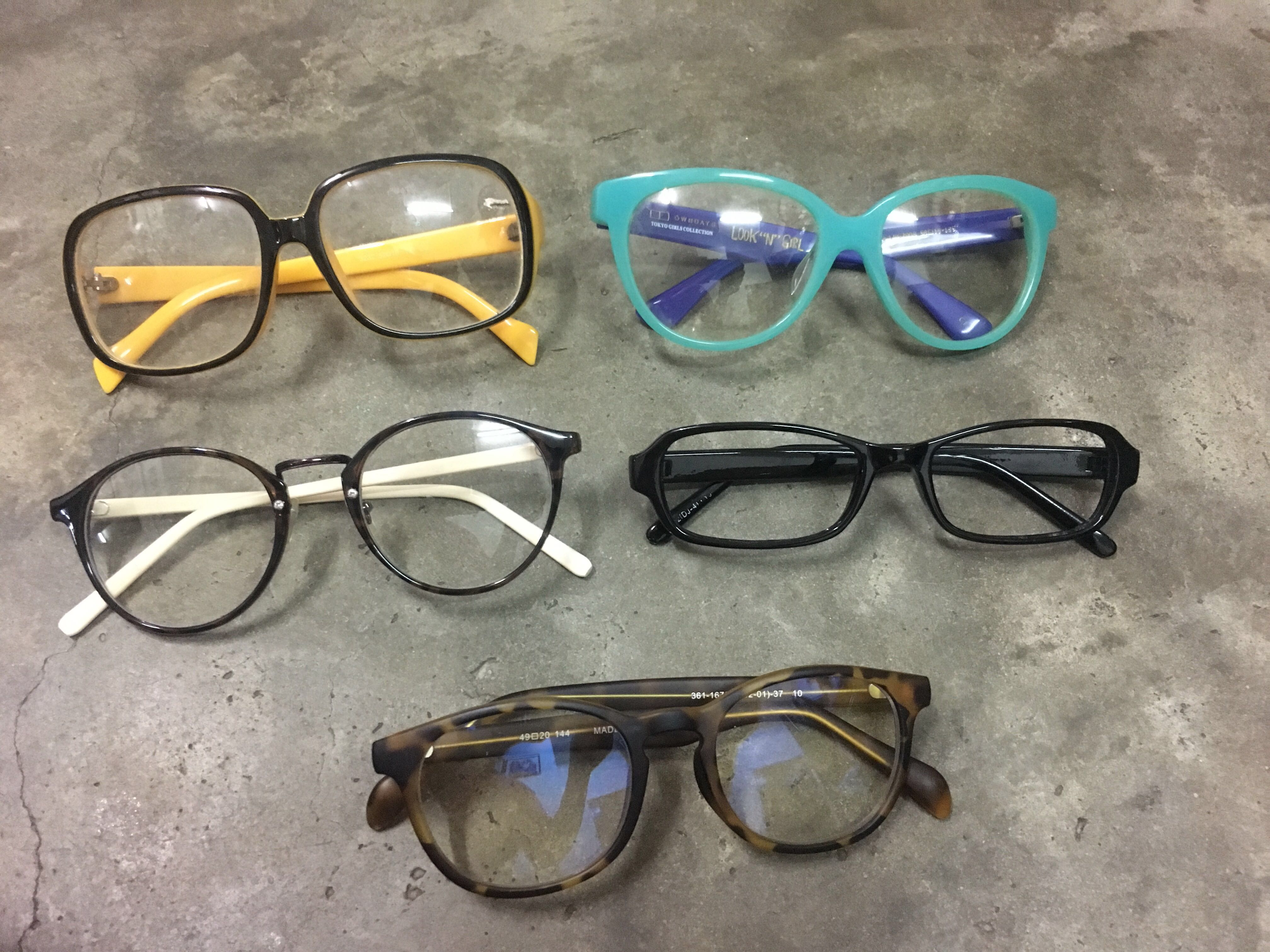 where to get fake glasses