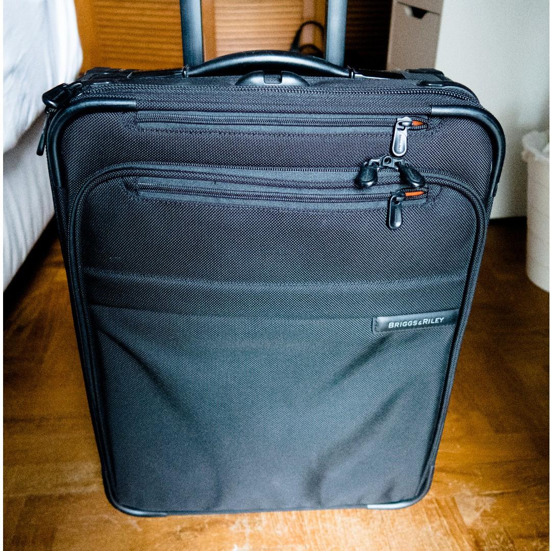 Briggs and riley deals commuter expandable upright