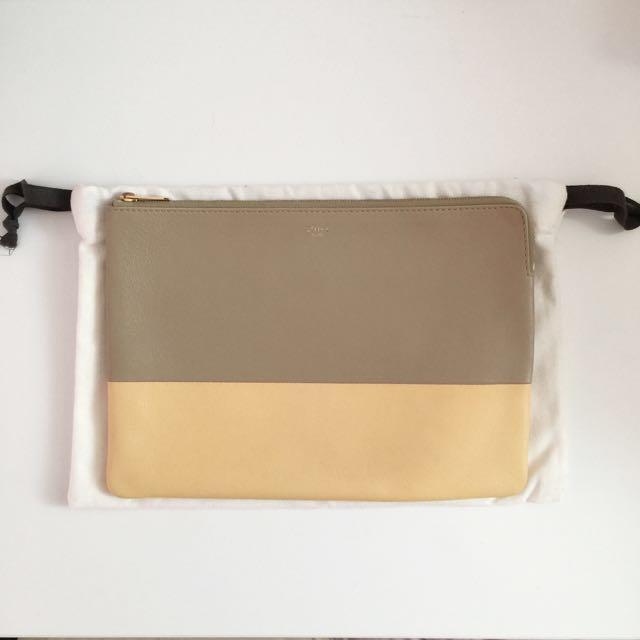 Celine store solo pouch