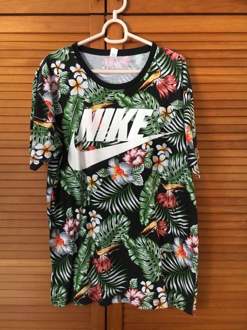 Floral Nike T-Shirt, Women's Fashion 