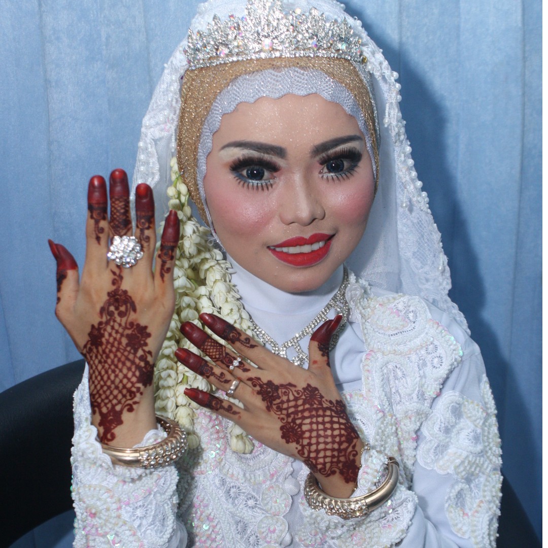 Jasa Lukis Henna Pengantin Murah Health Beauty Makeup On Carousell