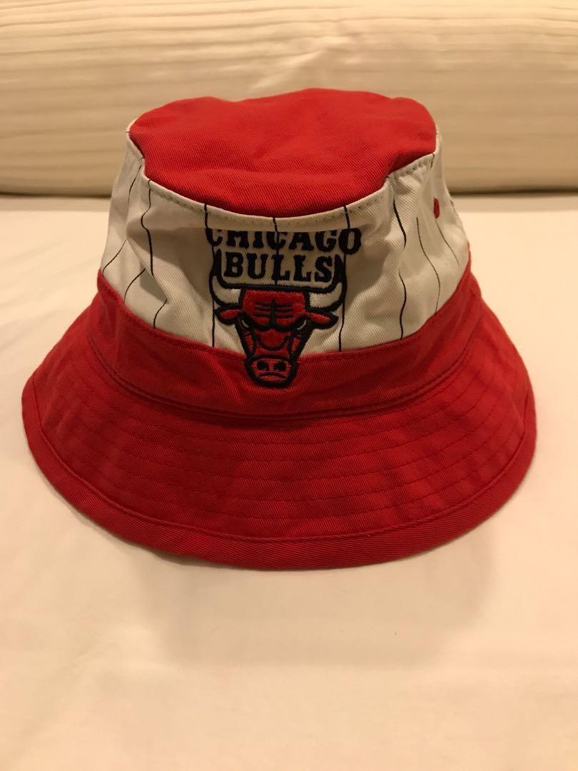 chicago bulls bucket hat
