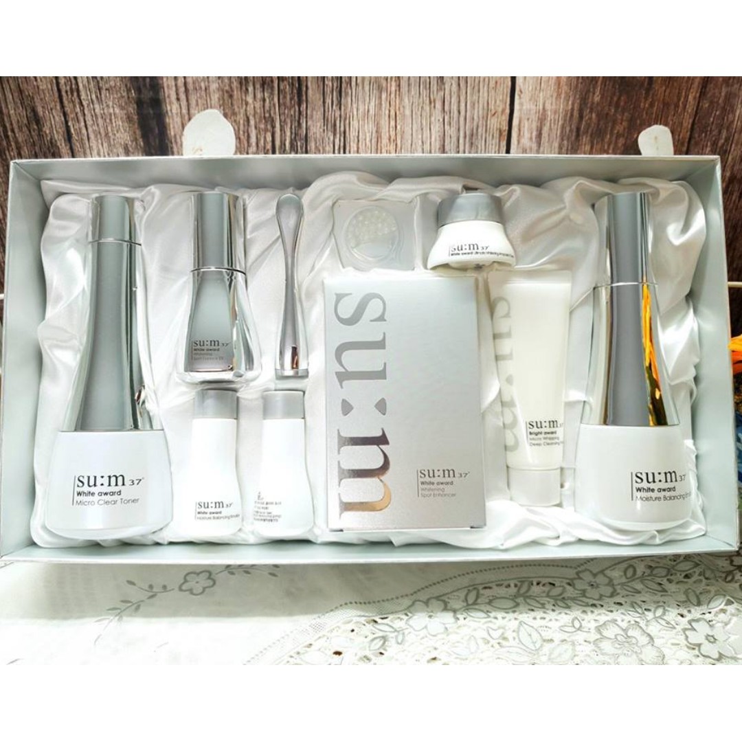 Su m37 white shop award