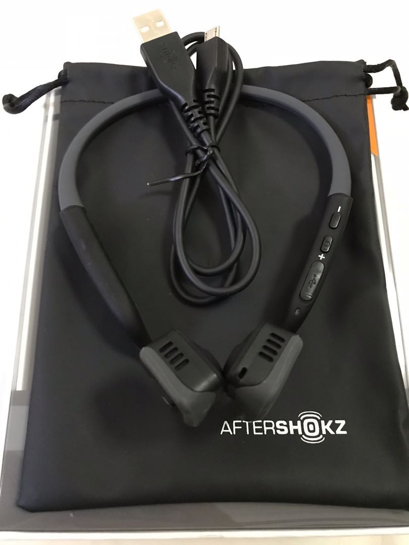 Trekz Titanium, Audio, Headphones & Headsets on Carousell