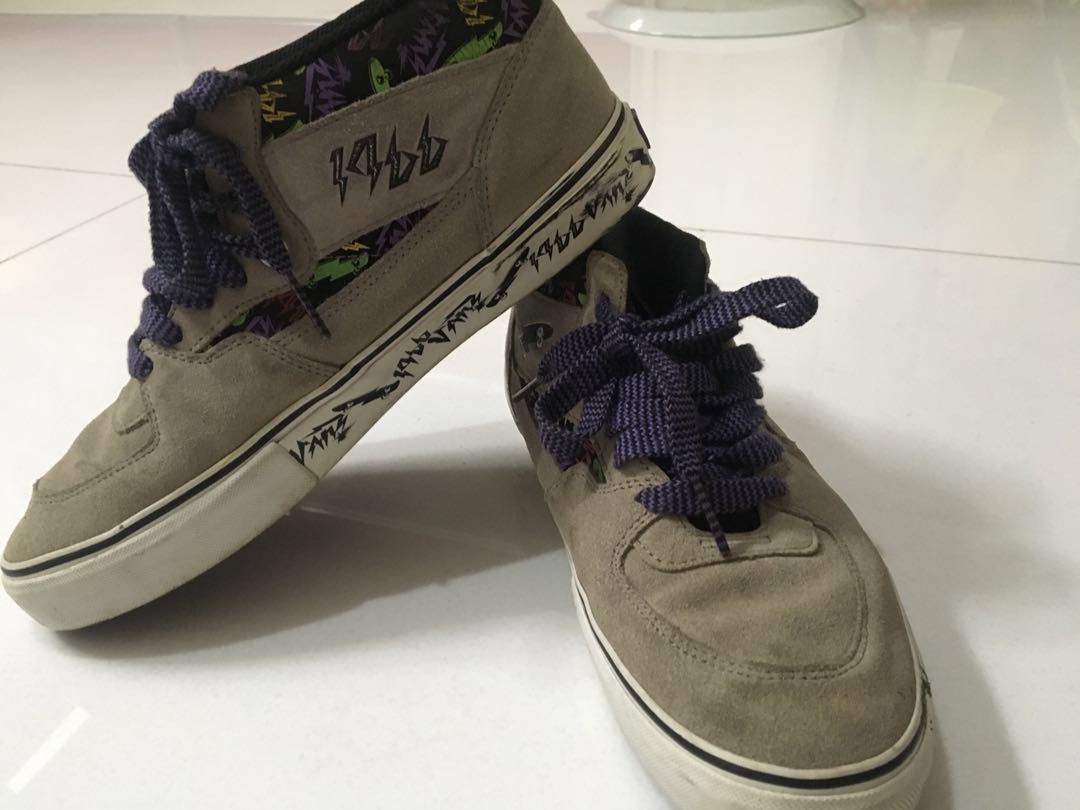 harga vans half cab original