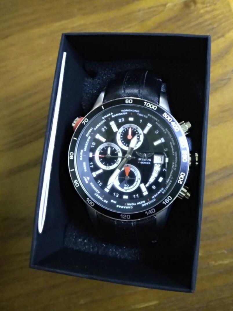 Aviator f series world sales time tachymetre chronograph timepiece