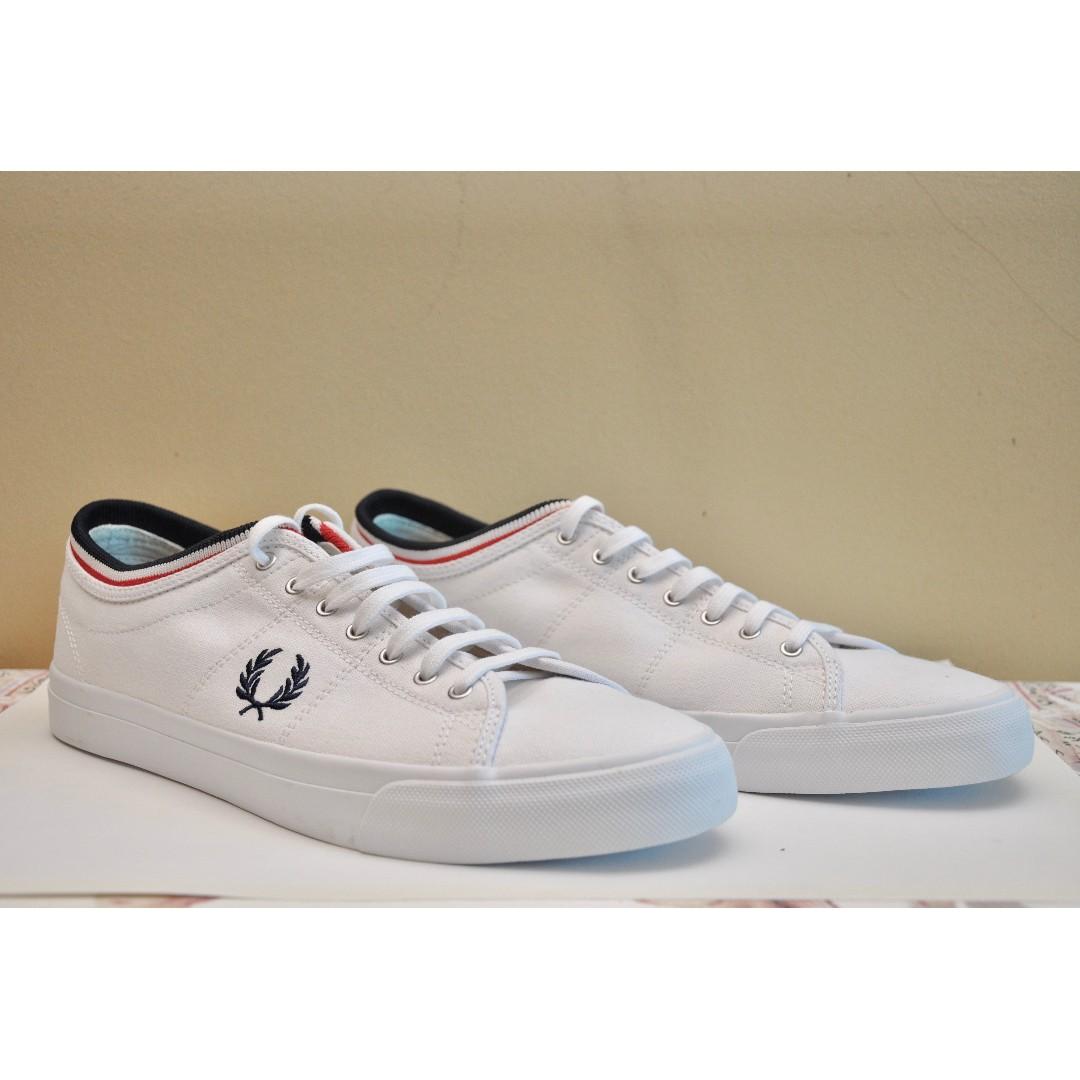 Fred Perry White Shoes, Men's Fashion, Footwear, Dress Shoes Carousell
