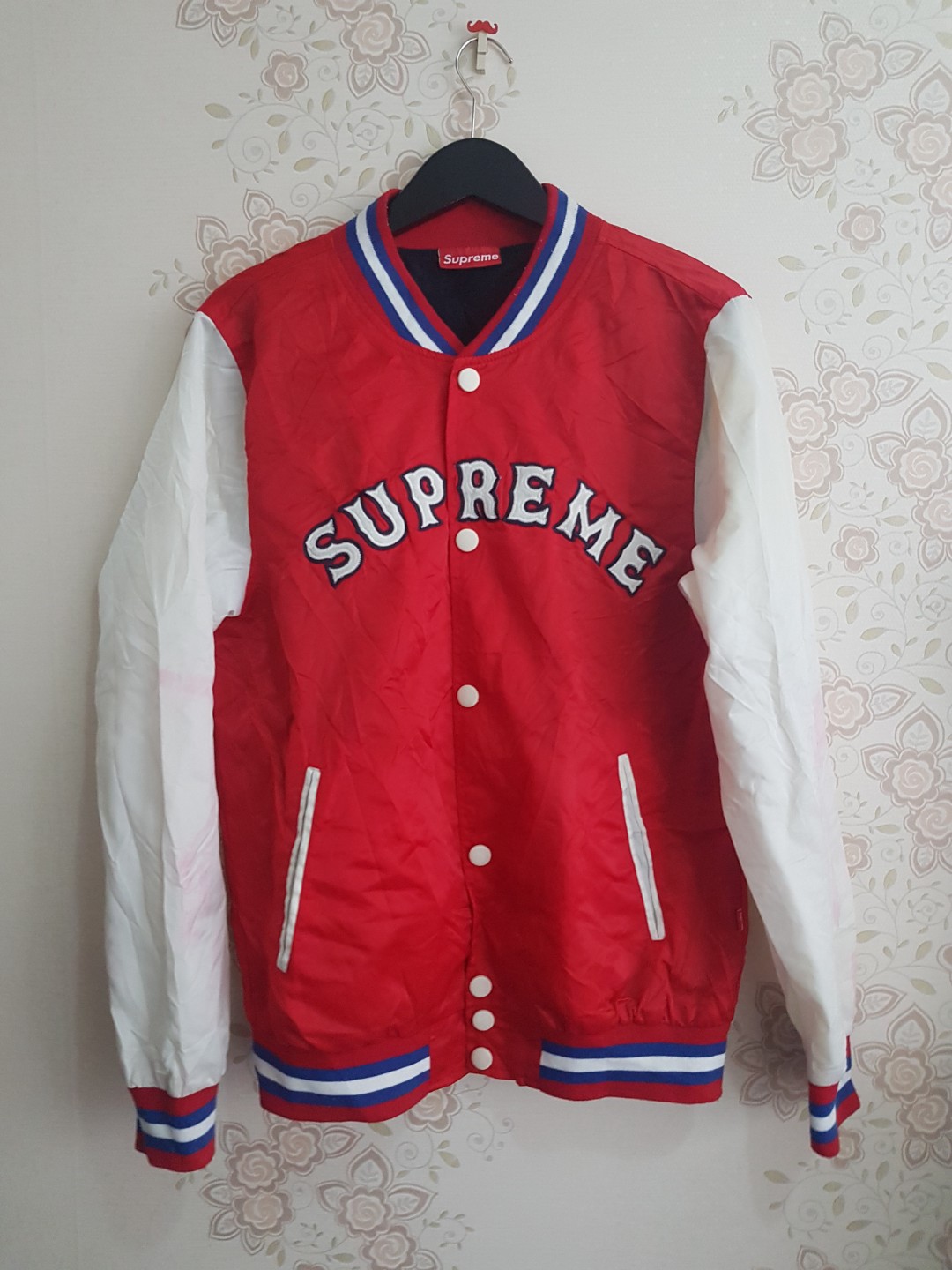 Jaket supreme original store