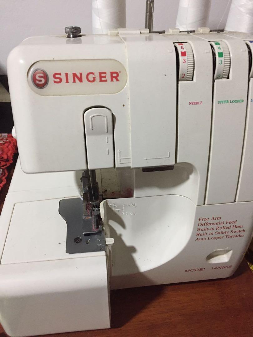Singer Mesin Jahit Tepi 3 Benang Design Craft Craft Supplies Tools On Carousell