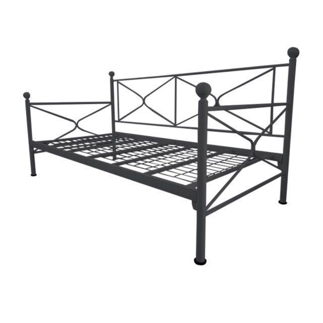 Metal daybed 148, Furniture & Home Living, Furniture, Tables & Sets on