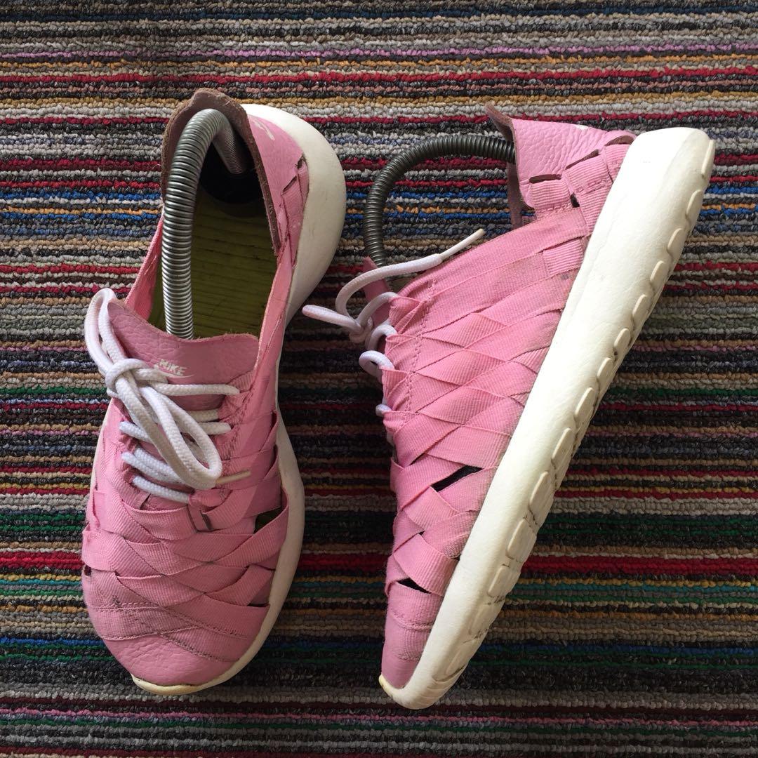 roshe run woven pink