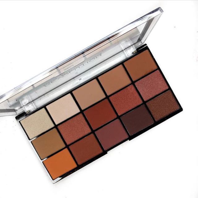 Re Loaded Iconic Fever Eyeshadow Palette By Makeup Revolution Health Beauty Makeup On Carousell