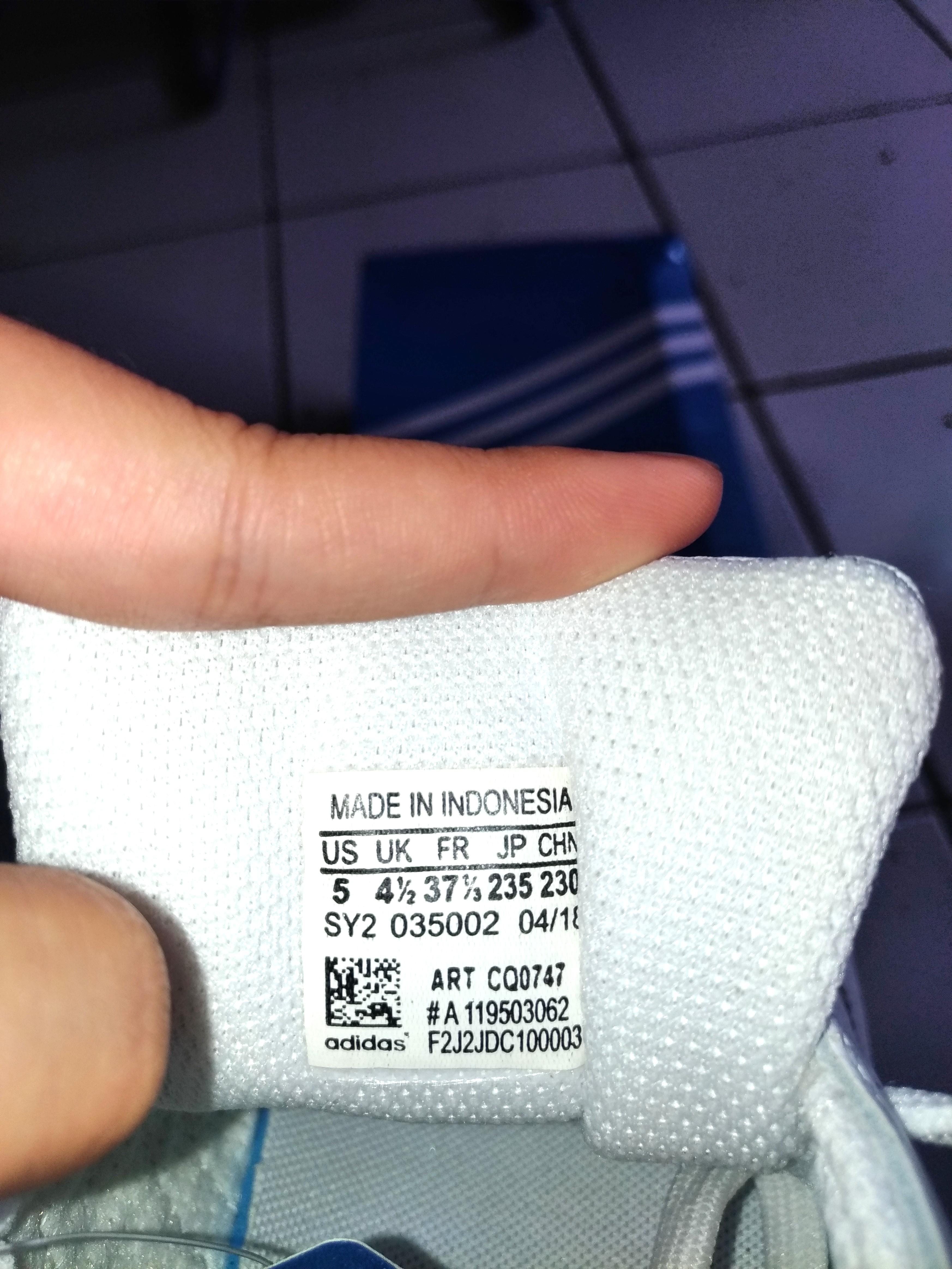 adidas superstar j white