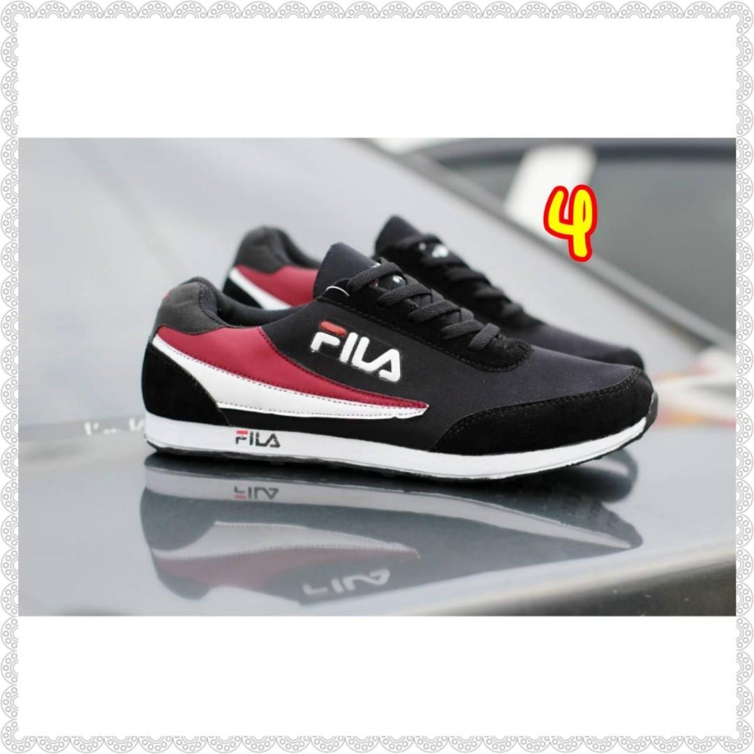 Sepatu Fila Disruptor Running Jogging Pria Cowok Keren Import Ori Original Murah Terbaru 2018 Branded Fesyen Pria Sepatu Sneakers Di Carousell