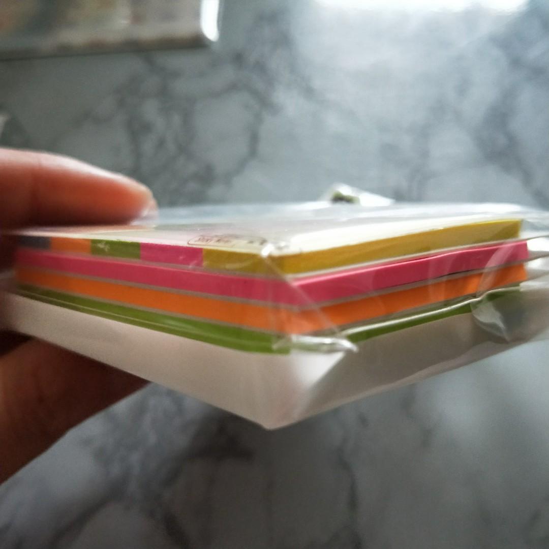 Sticky Notes / post it / memo pad / tracing paper / postit / tracing