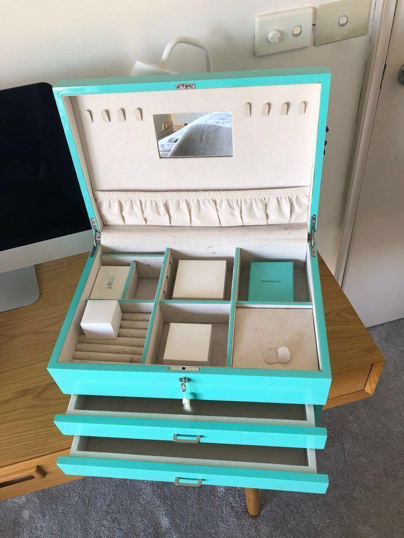 large jewelry box in tiffany blue leather