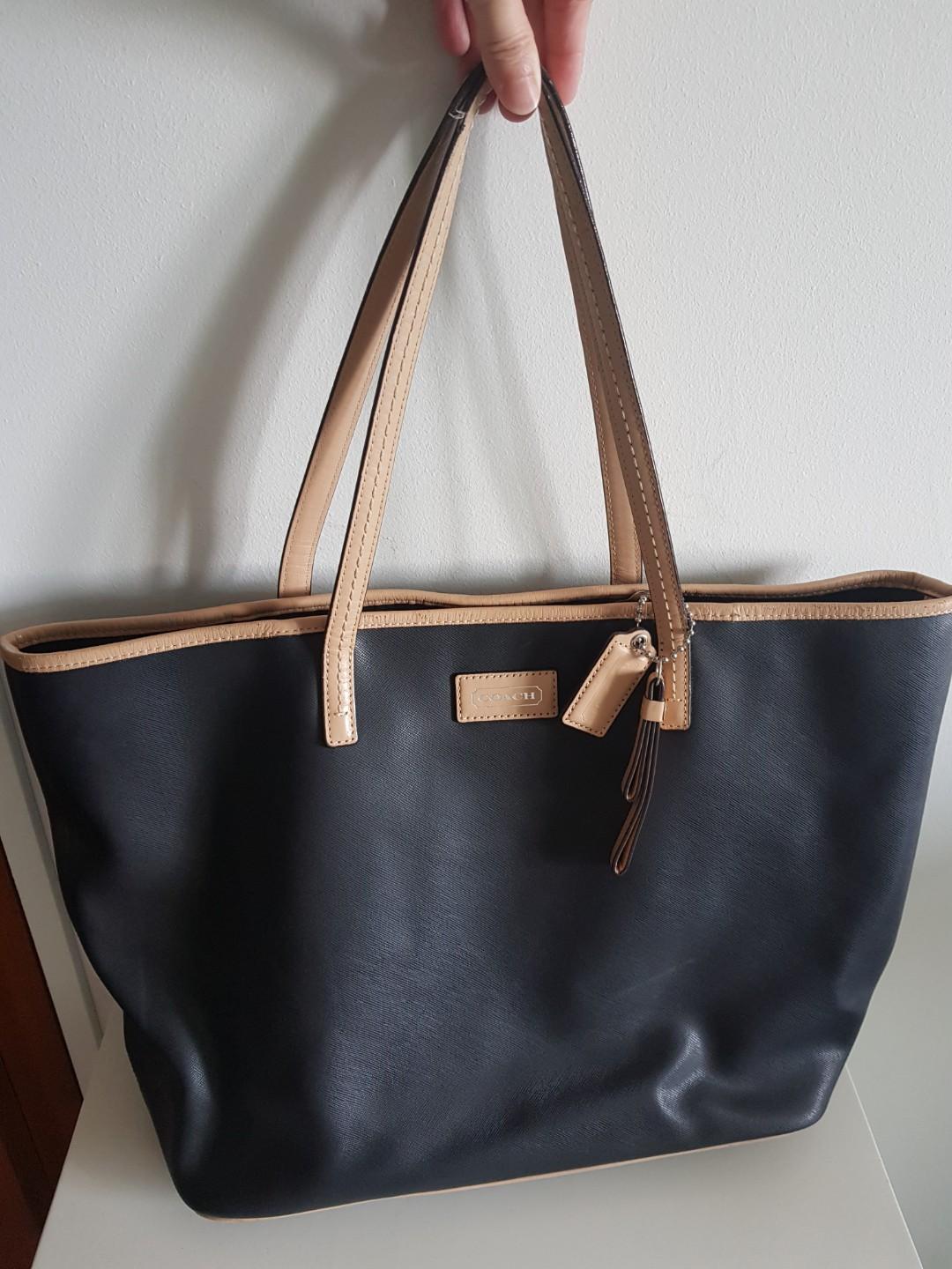 coach large tote