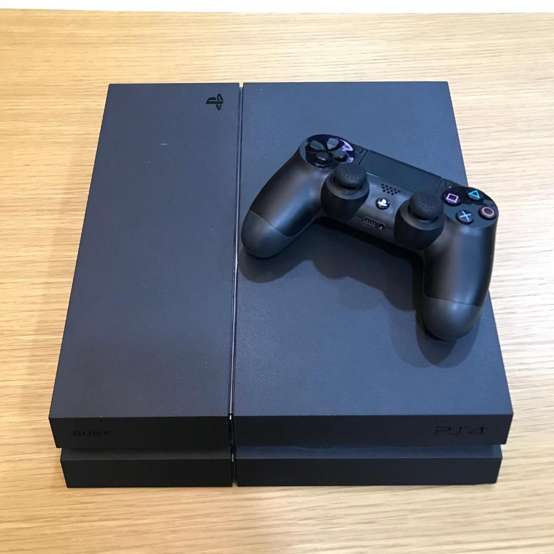 Used Playstation 4 Slim 1tb Condition 9 5 Toys Games Video Gaming Consoles On Carousell