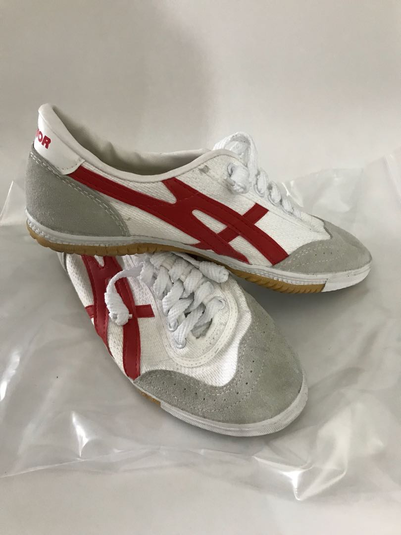 Warrior shoes white / red size 260 (2.5 